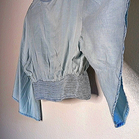 NWT Miss Selfie sz XL Denim light wash bell sleeve TOP. - Picture 7 of 9